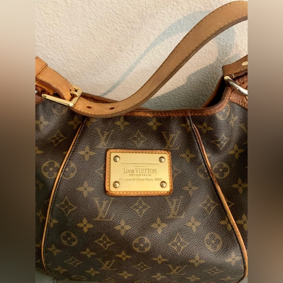 Louis Vuitton shoulder bag brown leather - Picture 2 of 5